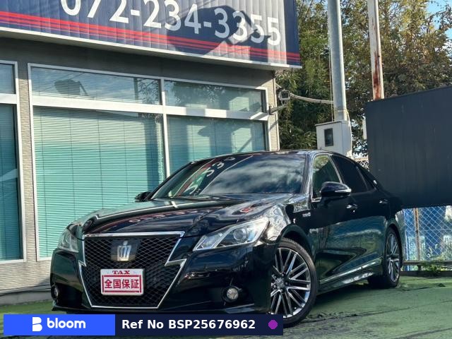 2013 Toyota Crown Hybrid