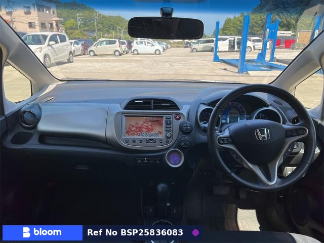 2011 Honda FIT Hybrid