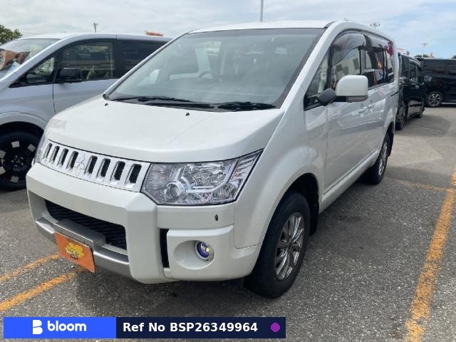 2019 Mitsubishi Delica D5