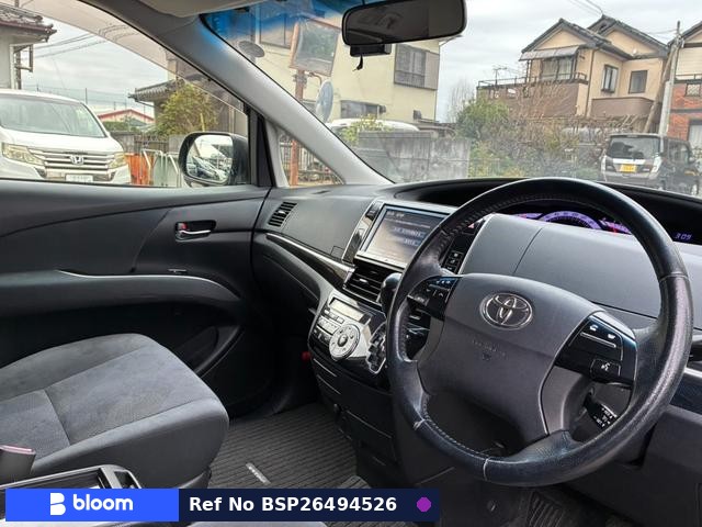 2013 Toyota Estima