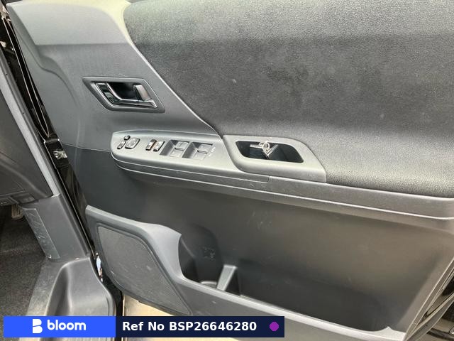 2011 Toyota Vellfire