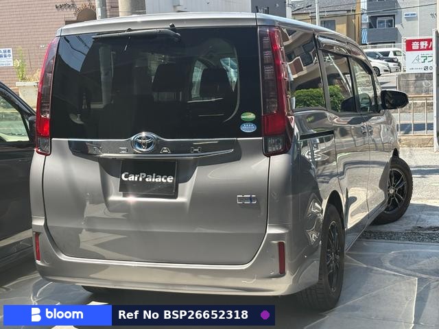 2016 Toyota Noah