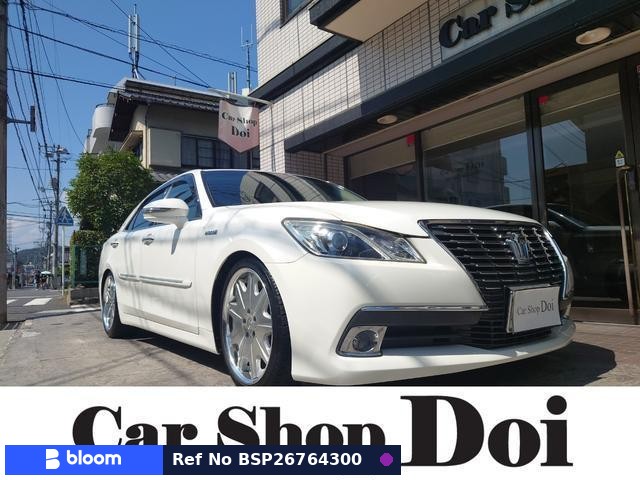 2014 Toyota Crown Hybrid