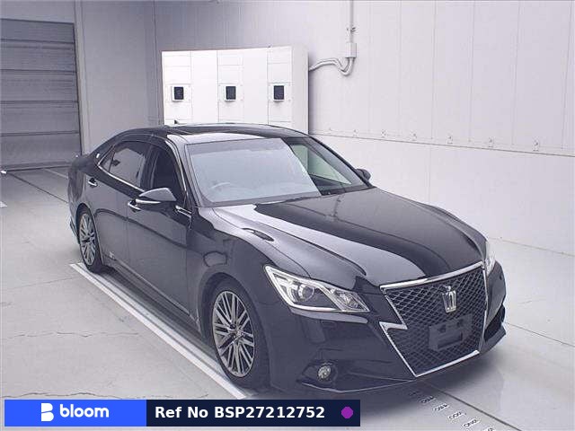 2013 Toyota Crown