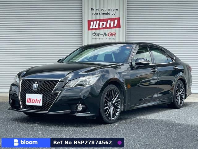 2015 Toyota Crown Hybrid