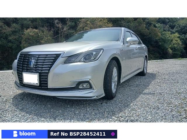 2015 Toyota Crown Hybrid