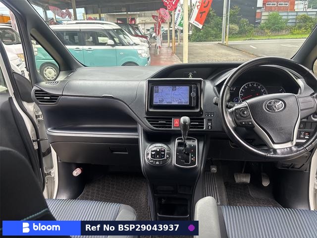 2014 Toyota Noah