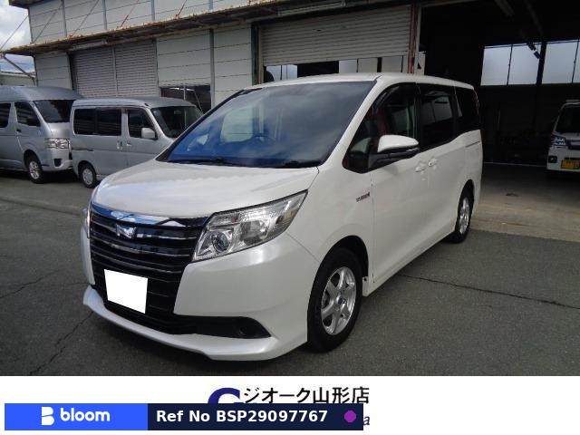 2015 Toyota Noah