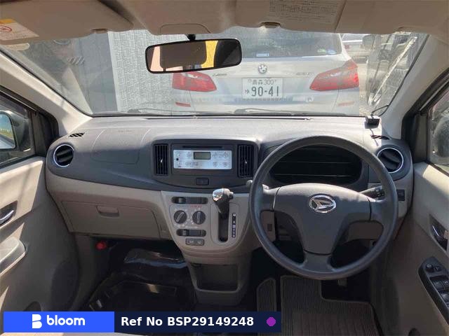 2011 Daihatsu Mira ES