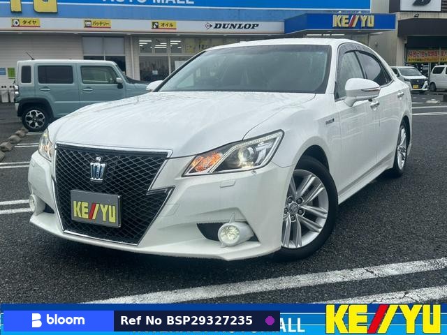 2013 Toyota Crown Hybrid