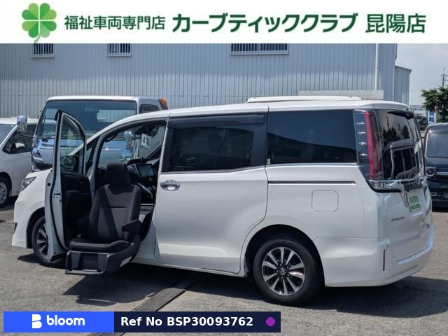 2017 Toyota Esquire