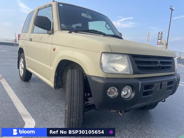 2000 Mitsubishi Pajero Mini