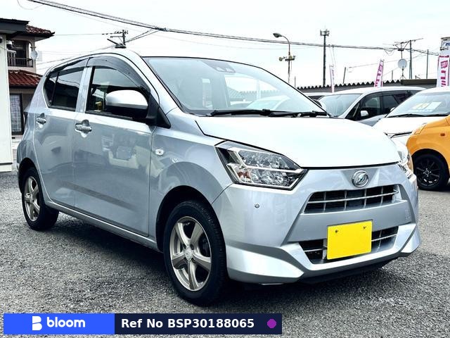 2018 Daihatsu Mira ES