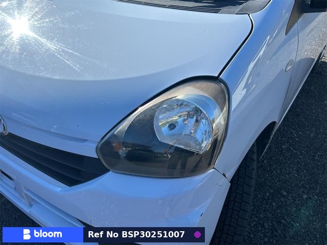 2015 Daihatsu Mira ES