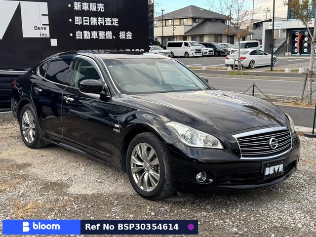 2011 Nissan Fuga Hybrid