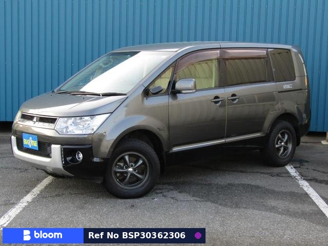 2013 Mitsubishi Delica D5