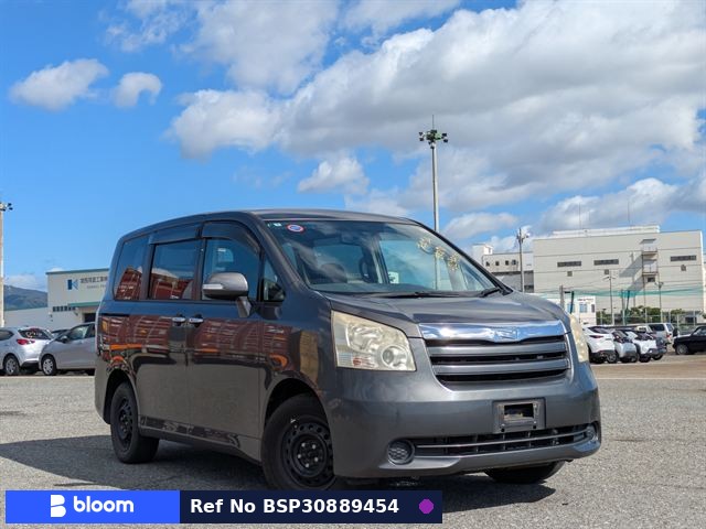 2010 Toyota Noah