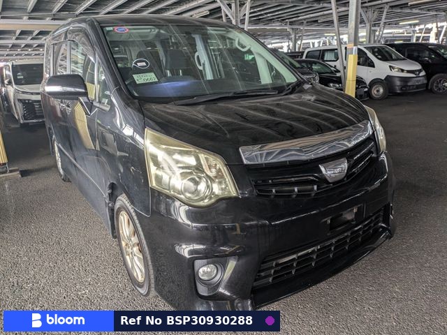 2010 Toyota Noah