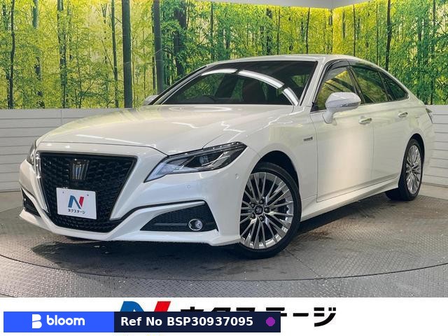 2019 Toyota Crown Hybrid