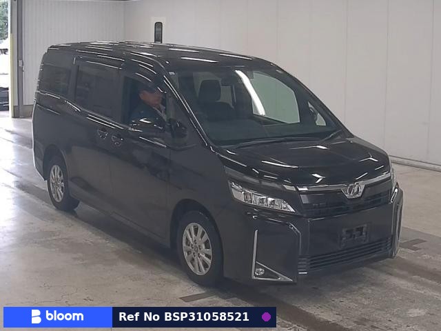 2017 Toyota Voxy