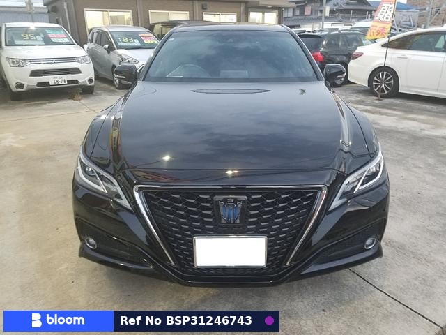 2020 Toyota Crown Hybrid