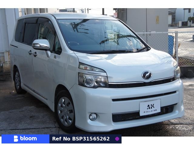 2010 Toyota Voxy