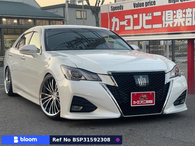 2016 Toyota Crown