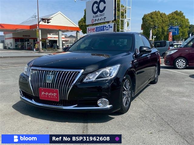2013 Toyota Crown