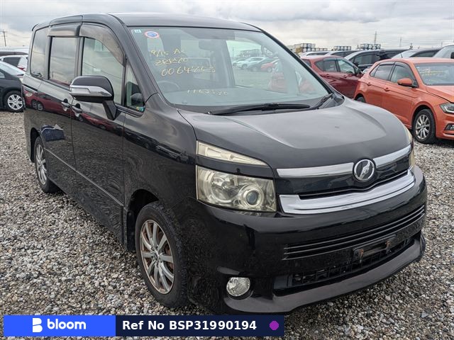 2007 Toyota Voxy
