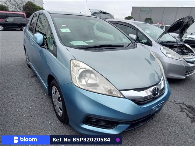 2013 Honda FIT Shuttle