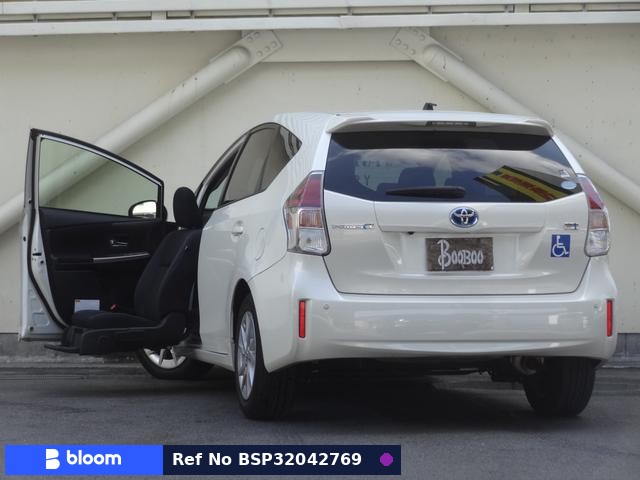 2015 Toyota Prius Alpha