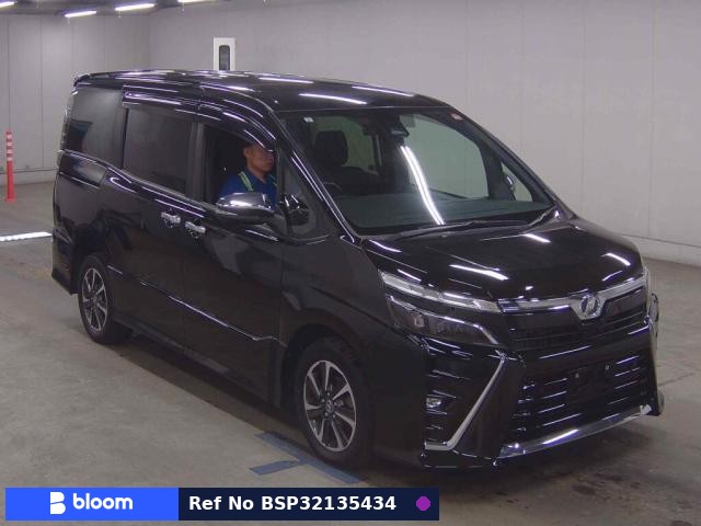 2019 Toyota Voxy