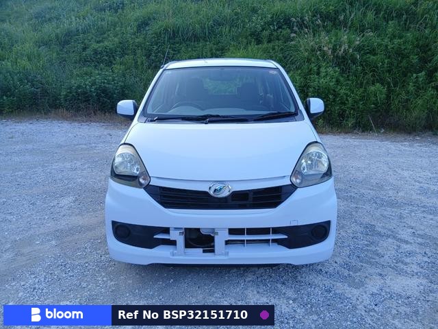 2016 Daihatsu Mira ES
