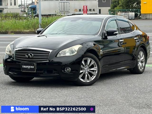 2011 Nissan Fuga Hybrid