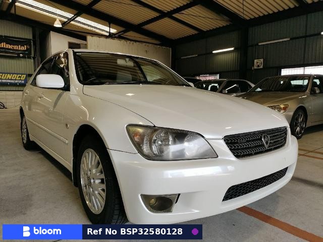 2004 Toyota Altezza