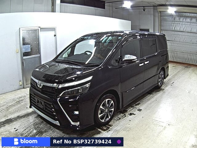 2021 Toyota Voxy