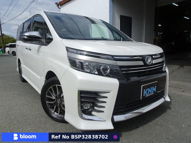 2017 Toyota Voxy