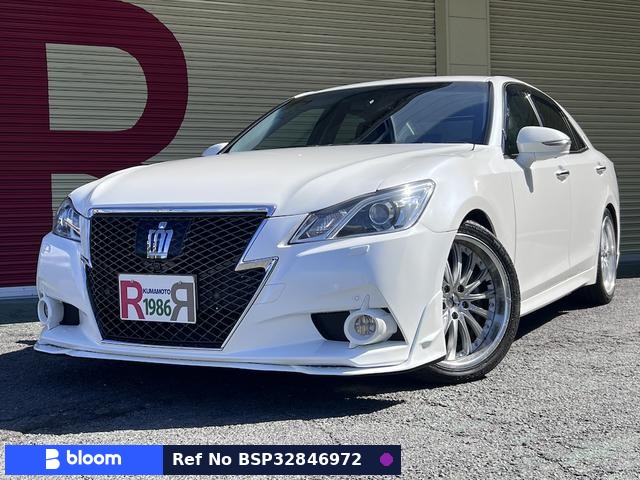 2014 Toyota Crown Hybrid