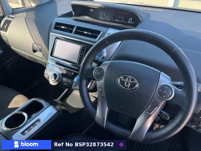 2018 Toyota Prius Alpha