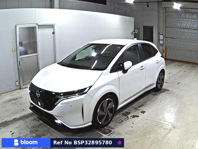 2022 Nissan Aura