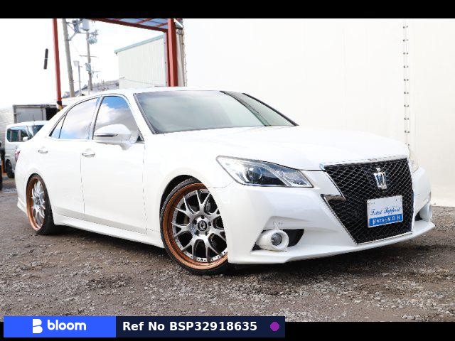 2013 Toyota Crown