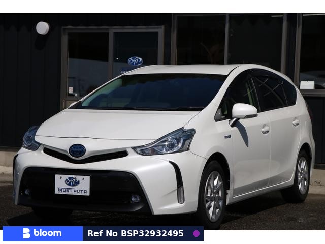 2019 Toyota Prius Alpha