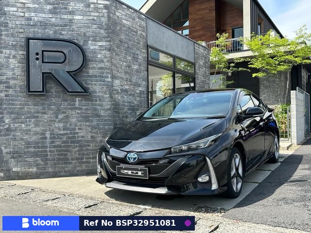 2017 Toyota Prius PHV