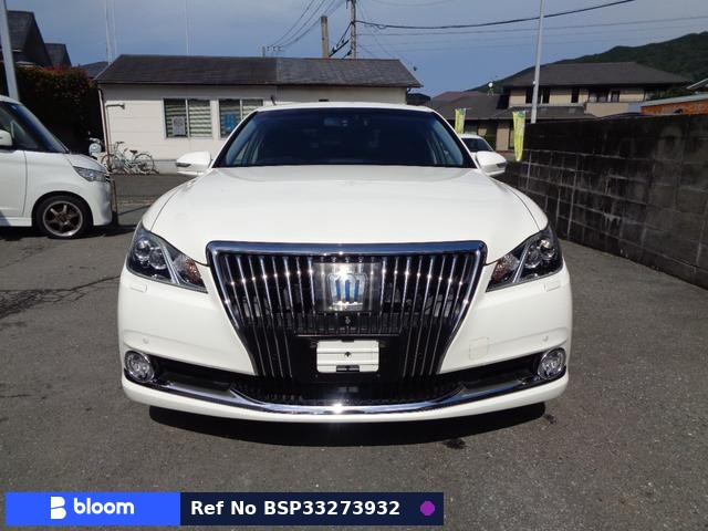2013 Toyota Crown Majesta