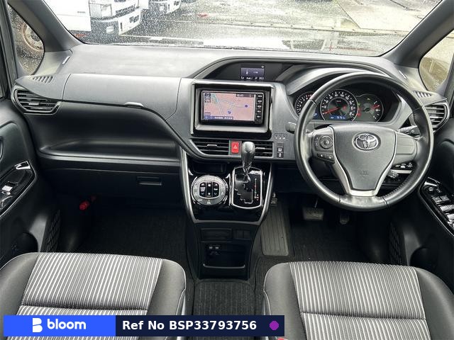 2019 Toyota Voxy