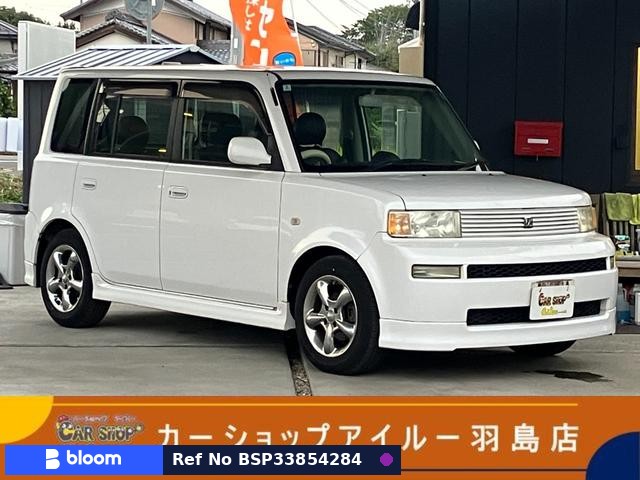 2004 Toyota BB