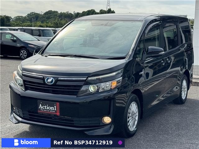 2015 Toyota Voxy
