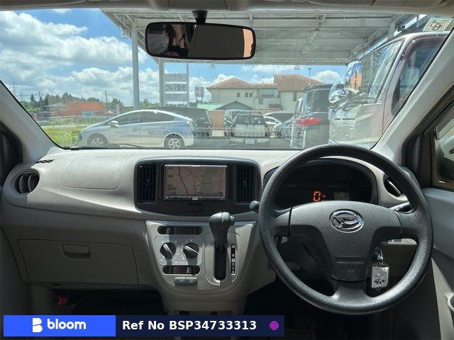 2013 Daihatsu Mira ES