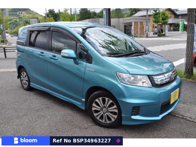 2011 Honda Freed Spike Hybrid