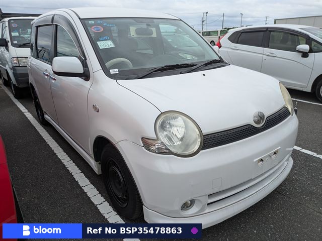 2005 Toyota Sienta